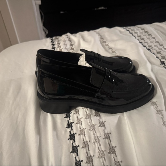 Palmer Penny Loafer - Picture 3 of 5